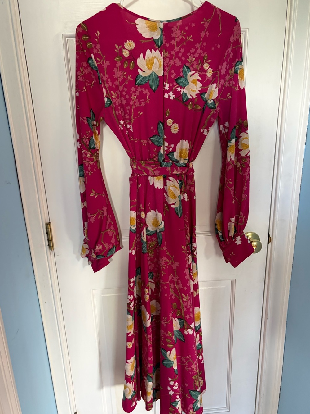Floral wrap midi dress - Picture 2 of 4